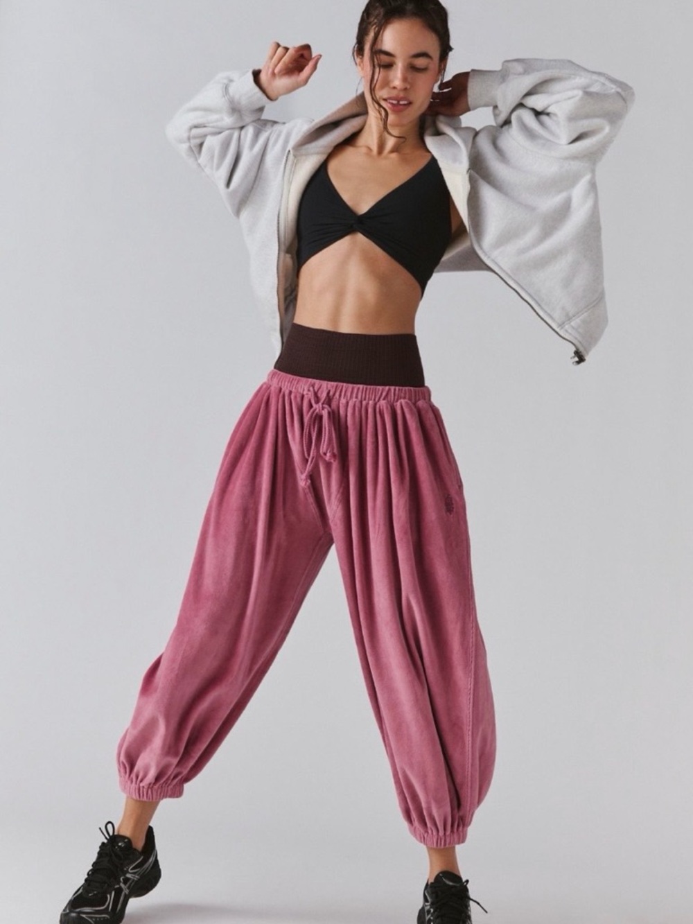 FP Movement Velour Pants. FP Movement Momentum pants in velour! Activewear gym - Picture 5 of 11